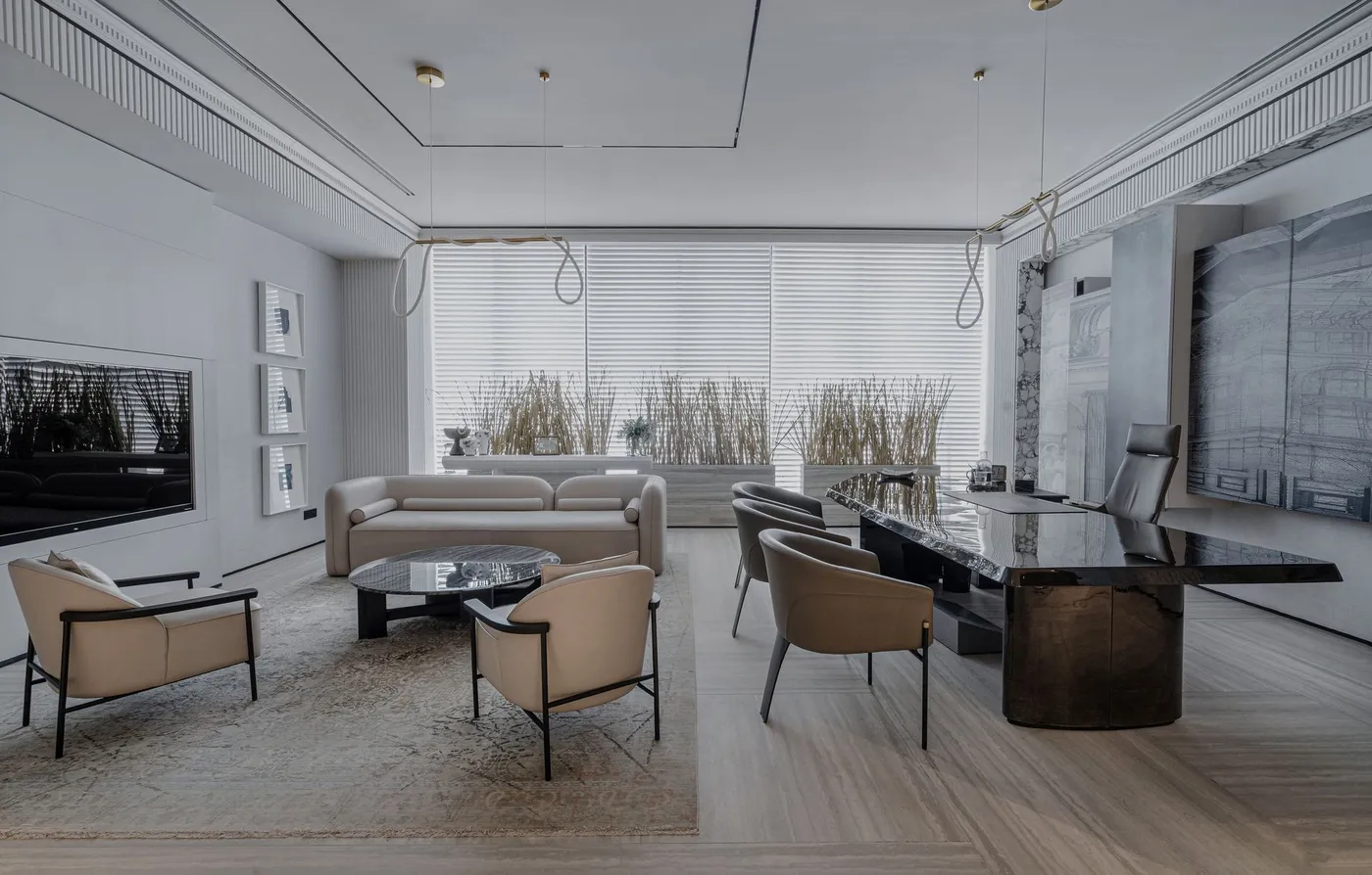 Business suite on Olaya Street (1)
