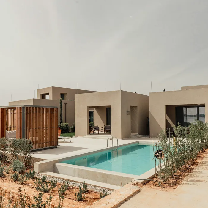 Compound villa in the Diplomatic Quarter (2)